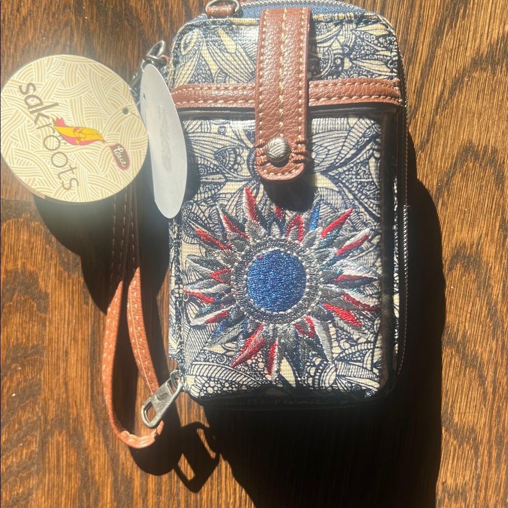 Sakroots Navy and Crimson Sunburst Wristlet